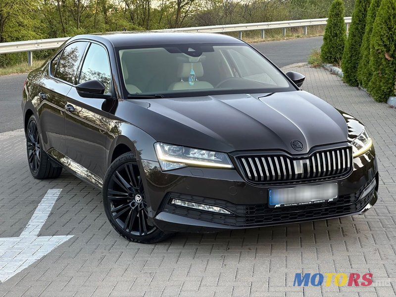 2020' Skoda Superb photo #1