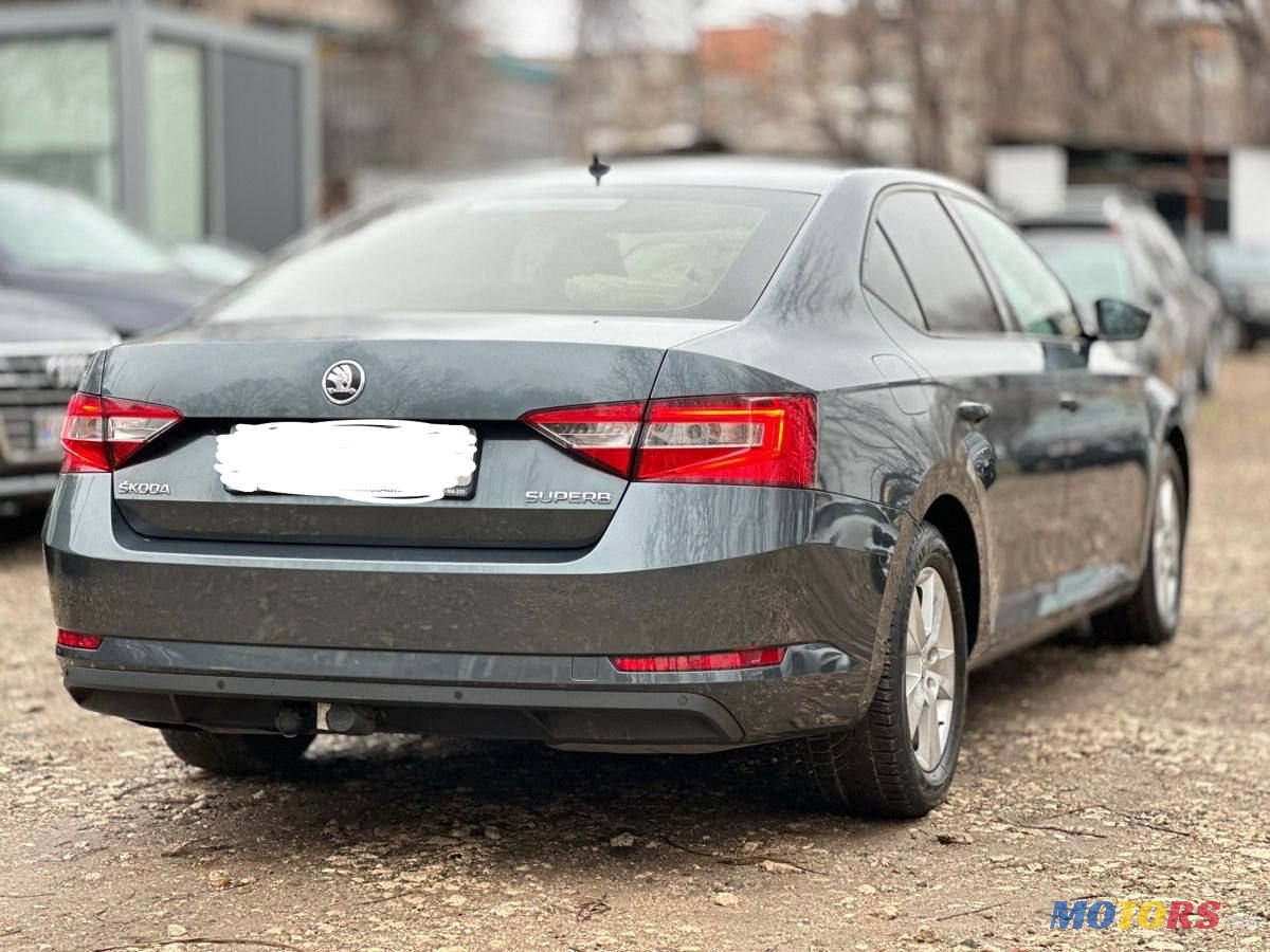 2016' Skoda Superb photo #1