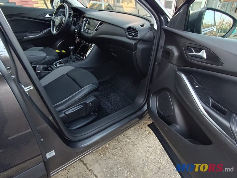 2019' Opel Grandland X photo #4