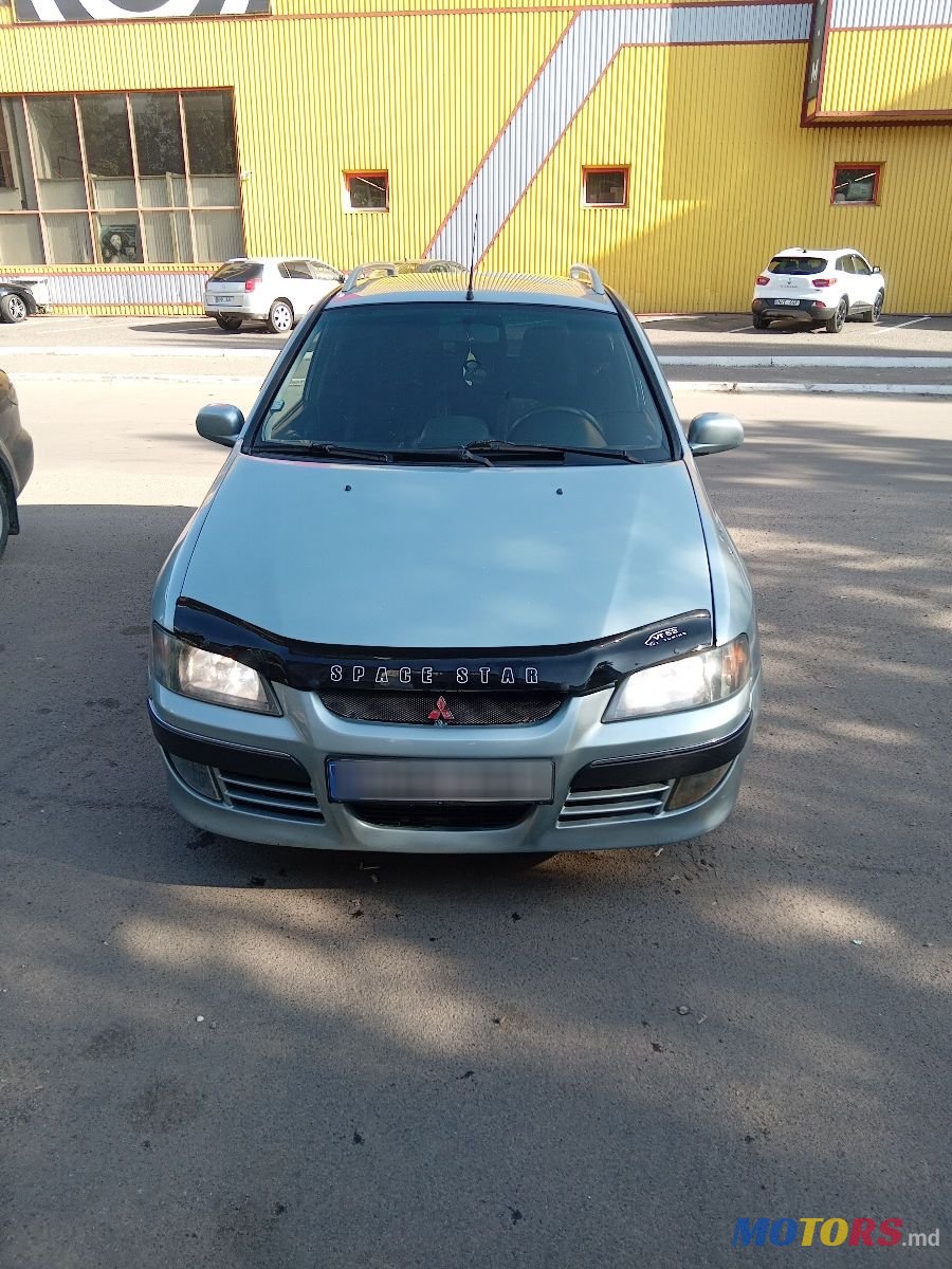 2004' Mitsubishi Space Star photo #1