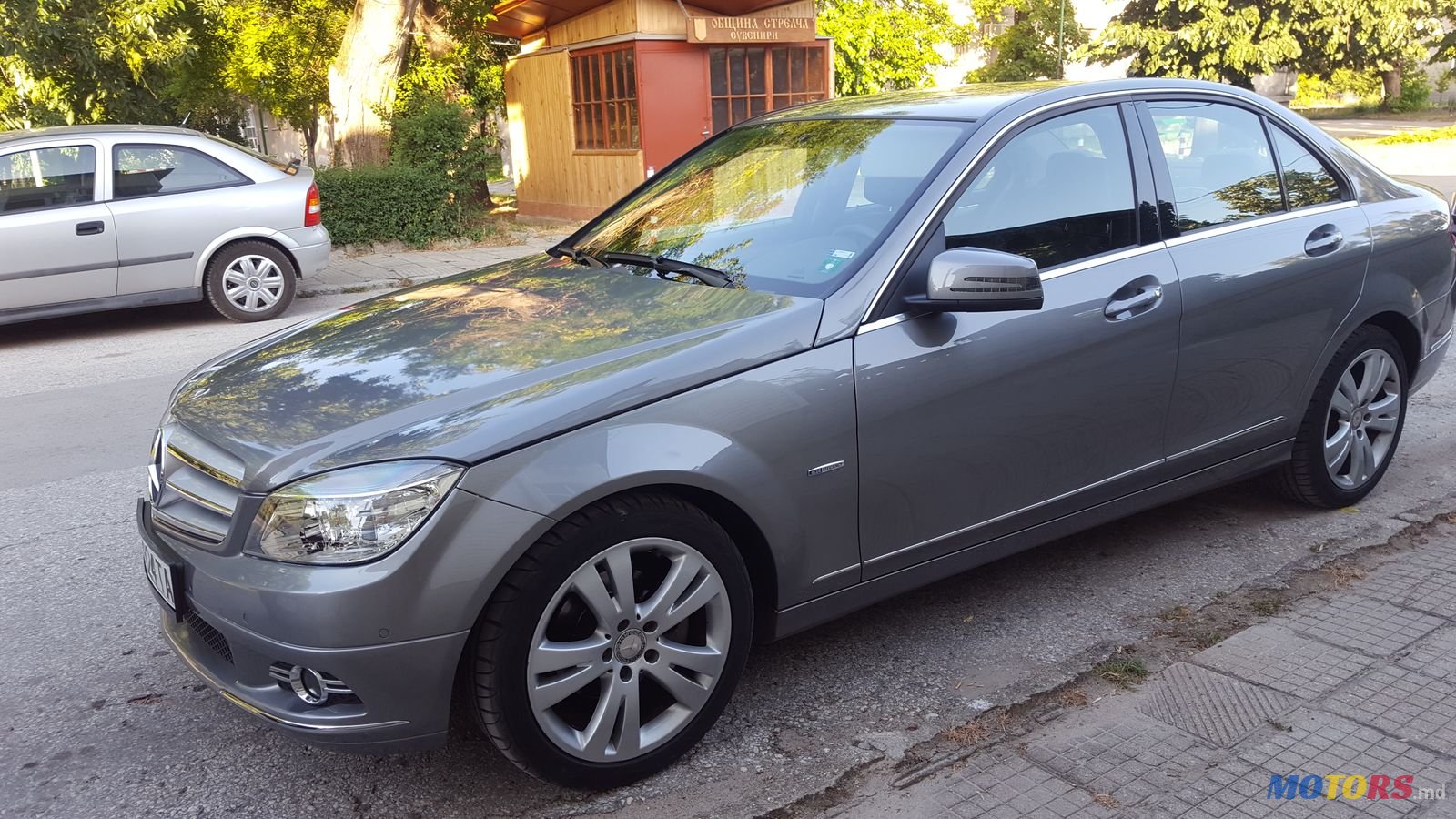 2011' Mercedes-Benz photo #5