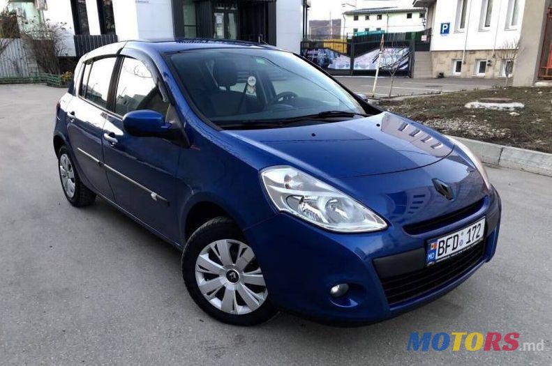 2010' Renault Clio photo #3