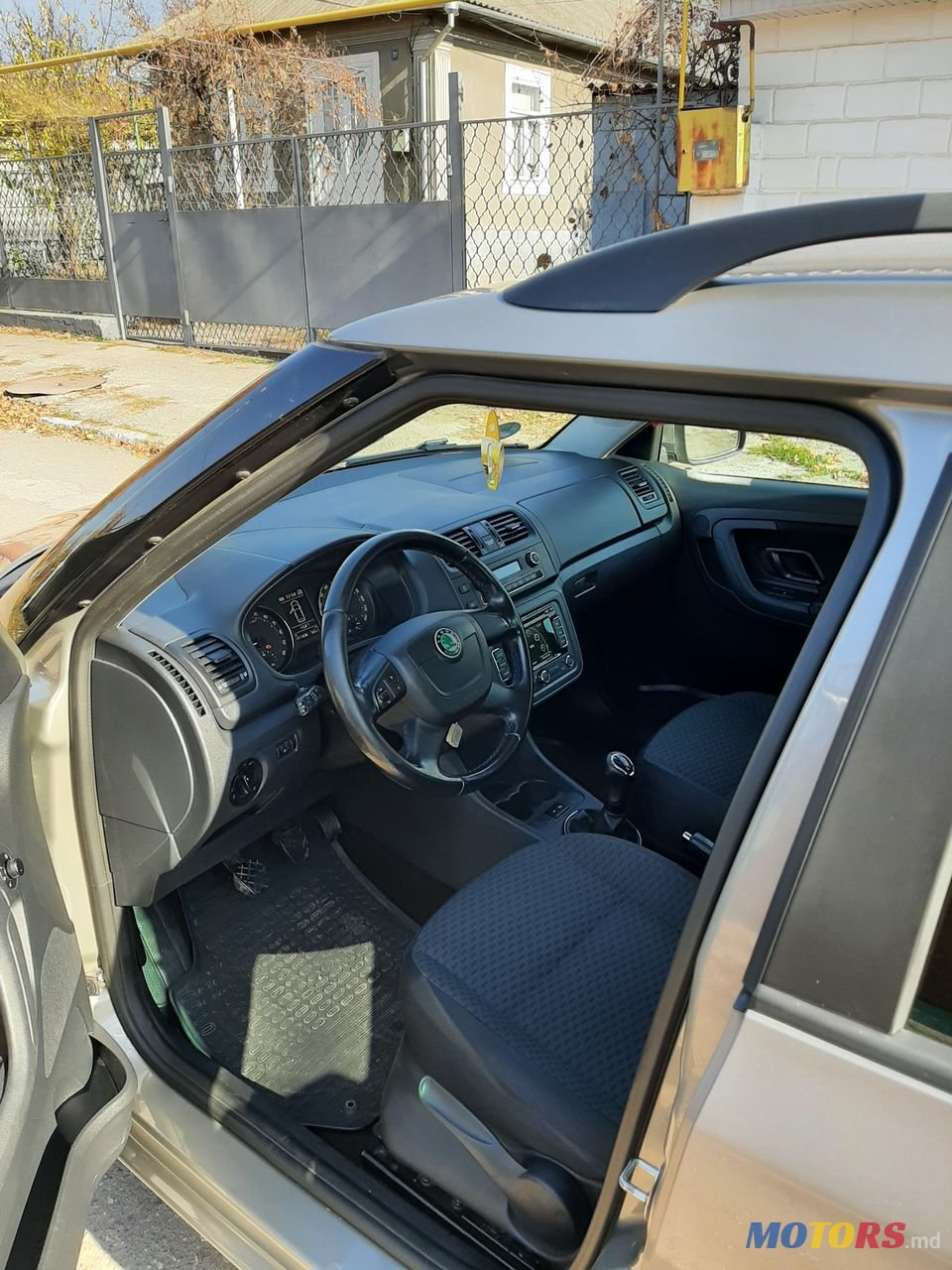 2011' Skoda Fabia photo #5