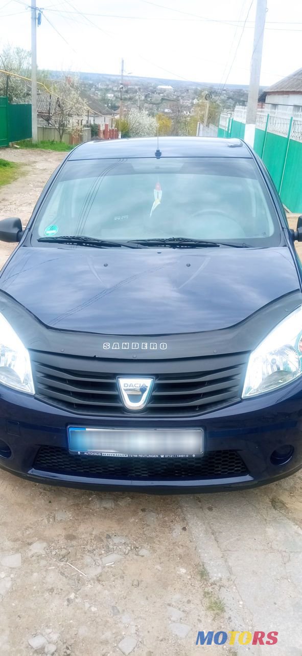 2012' Dacia Sandero photo #1