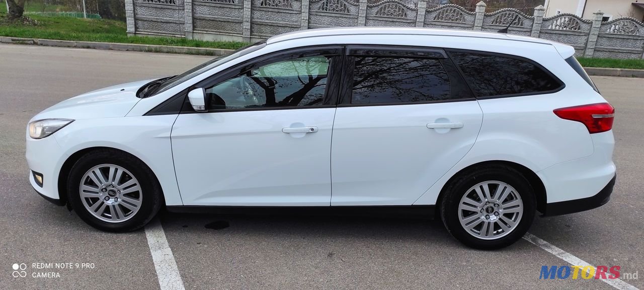 2015' Ford Focus photo #6
