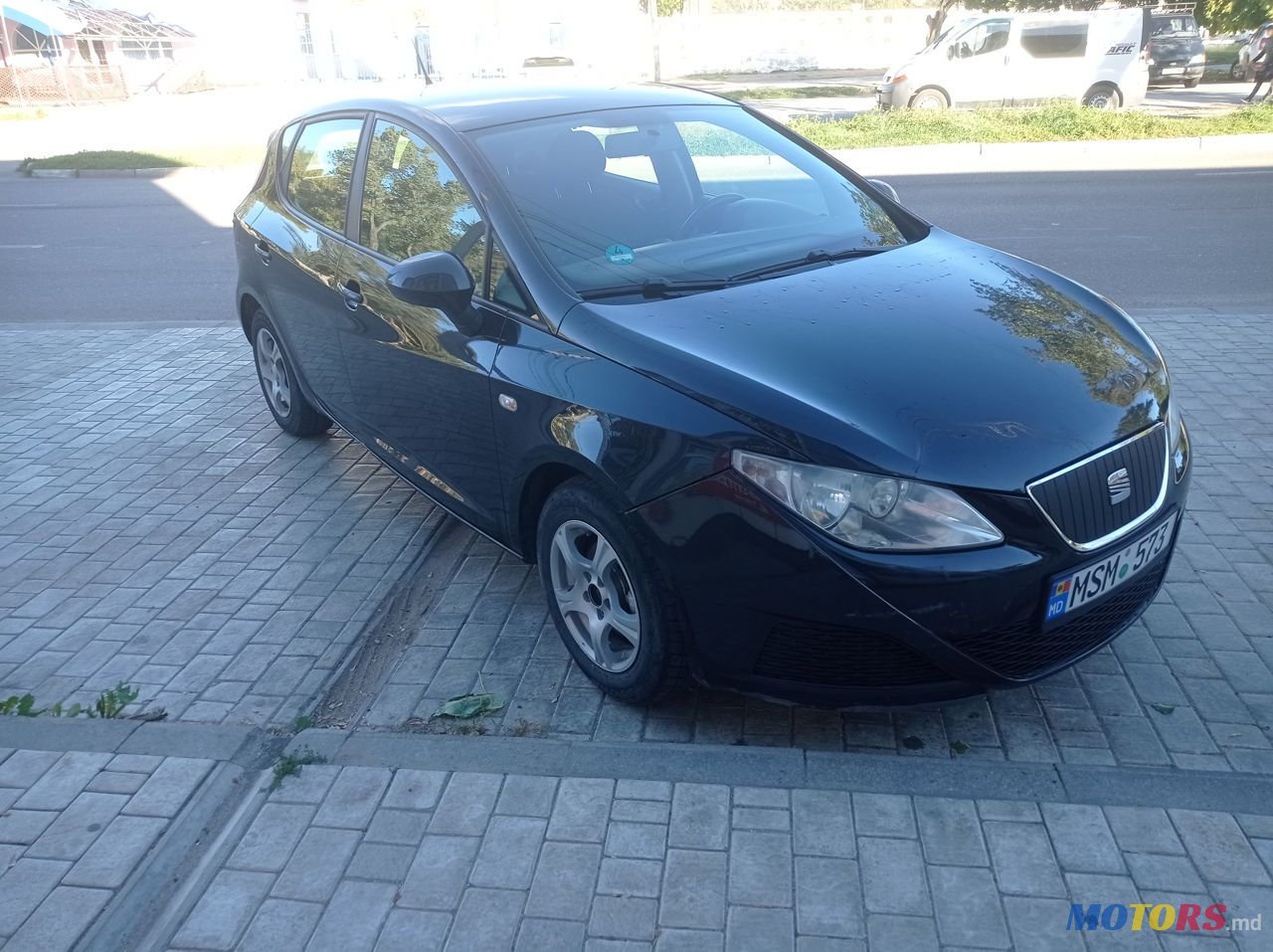 2010' SEAT Ibiza photo #2