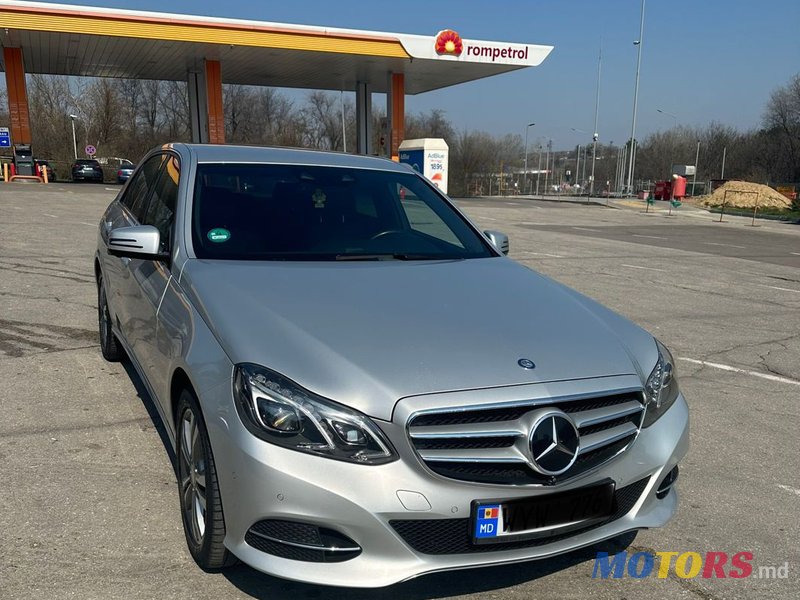 2015' Mercedes-Benz E Класс photo #1