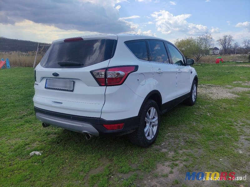 2017' Ford Kuga photo #3