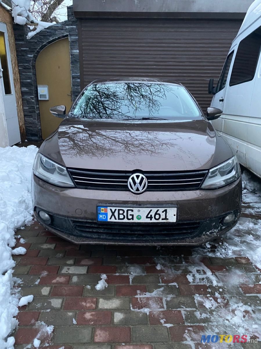 2011' Volkswagen Jetta photo #1