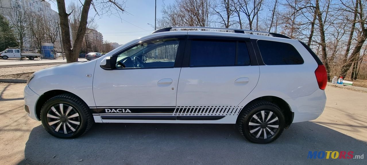 2013' Dacia Logan Mcv photo #3