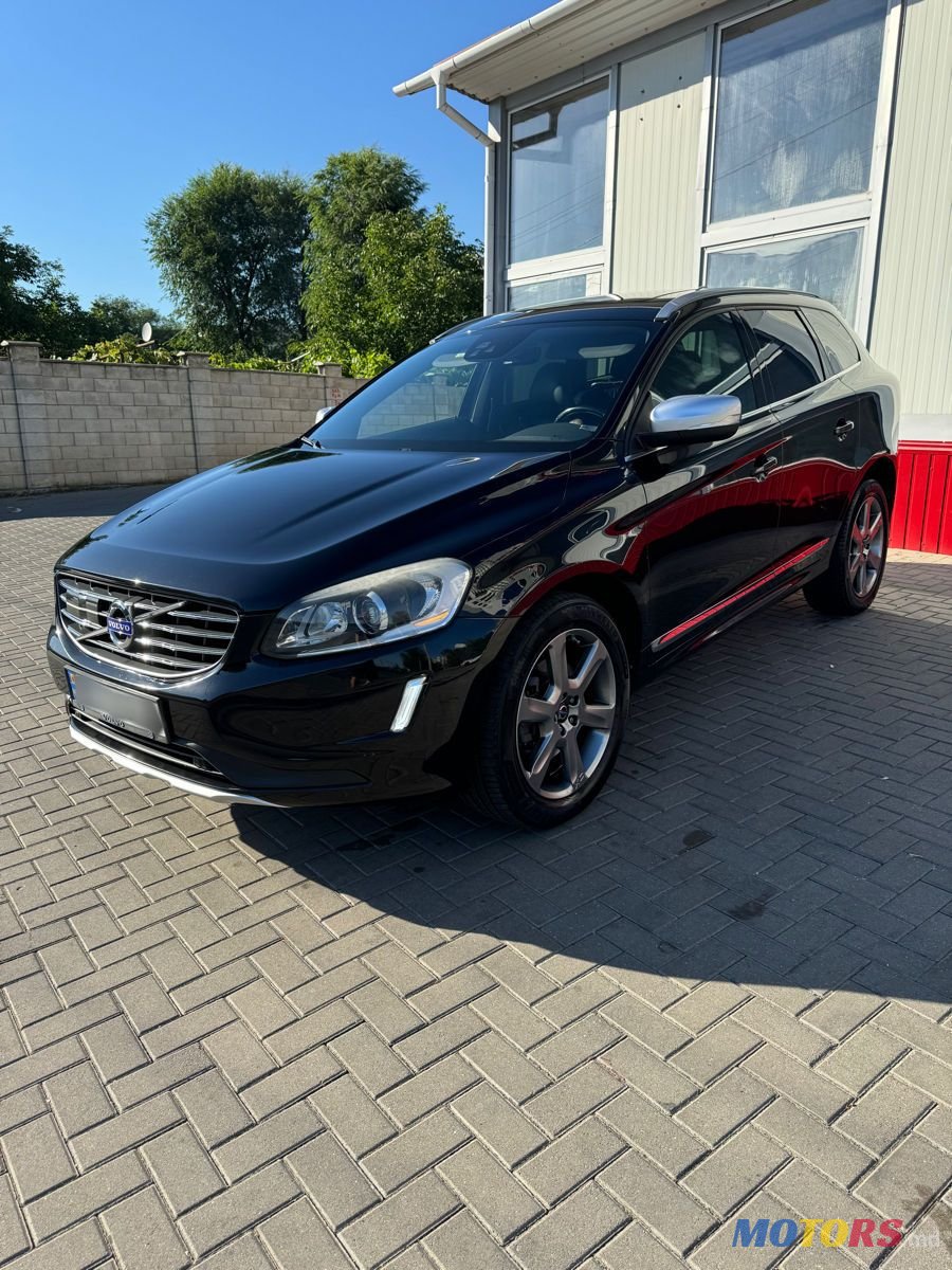 2015' Volvo XC60 photo #1