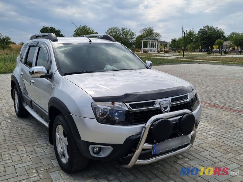 2011' Dacia Duster photo #2