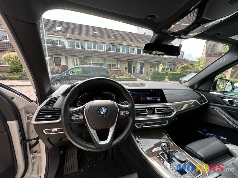 2019' BMW X5 photo #6