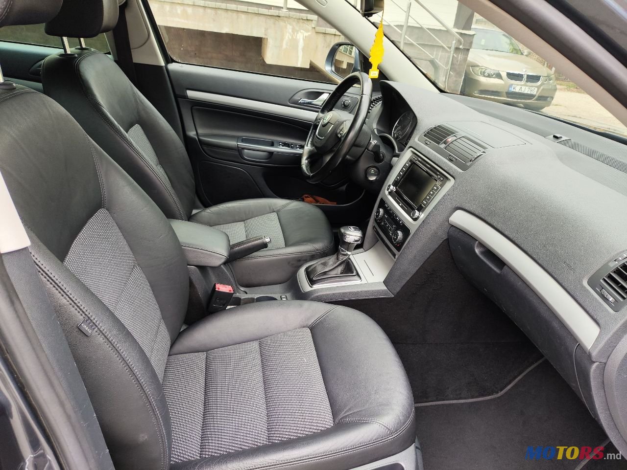 2012' Skoda Octavia photo #3