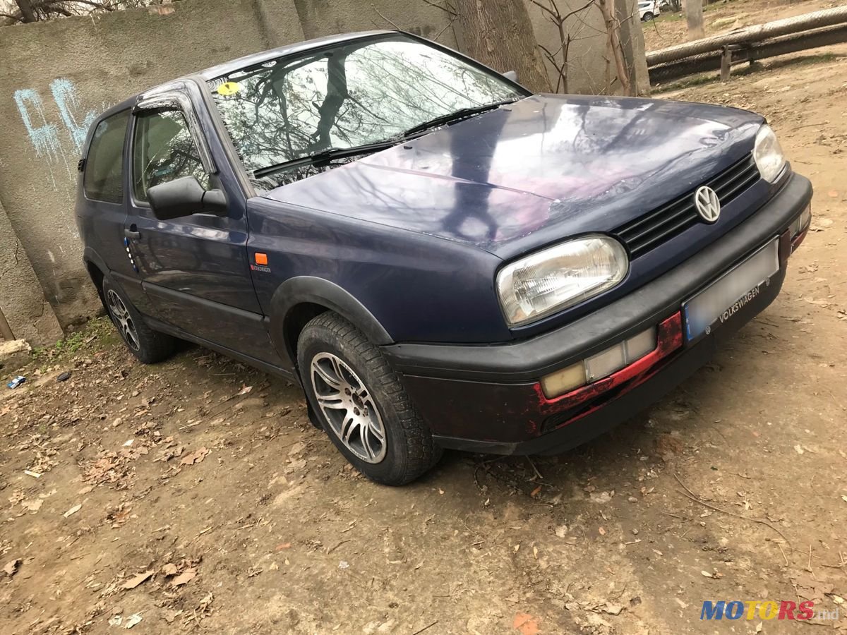1995' Volkswagen Golf photo #2