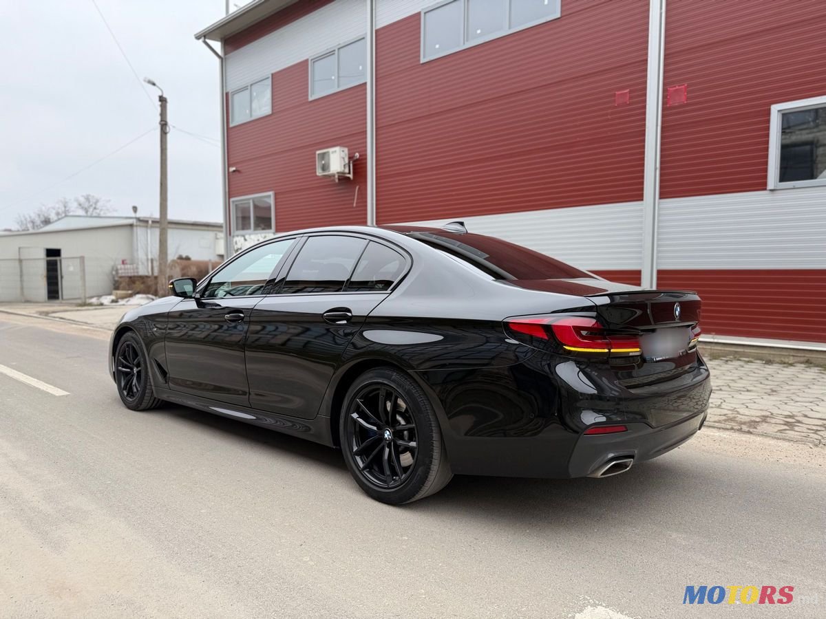 2019' BMW 5 Series photo #3