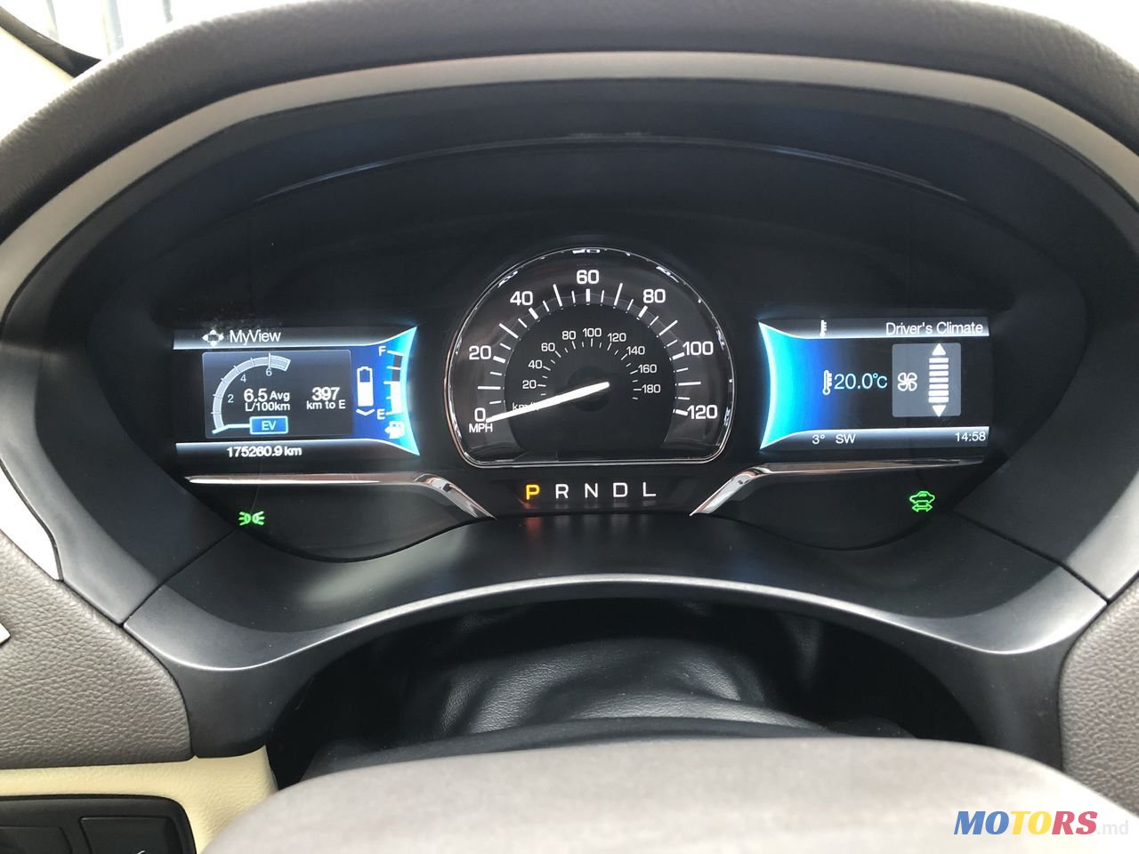 2014' Lincoln MKZ photo #6