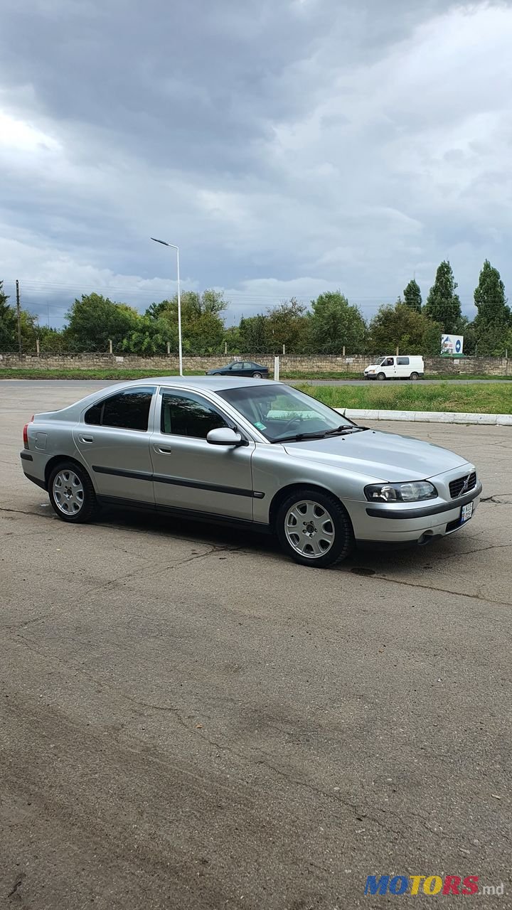 2002' Volvo S60 photo #4