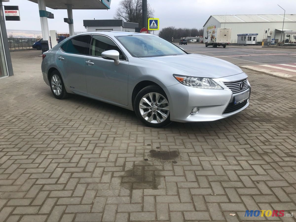 2013' Lexus Es Series photo #1