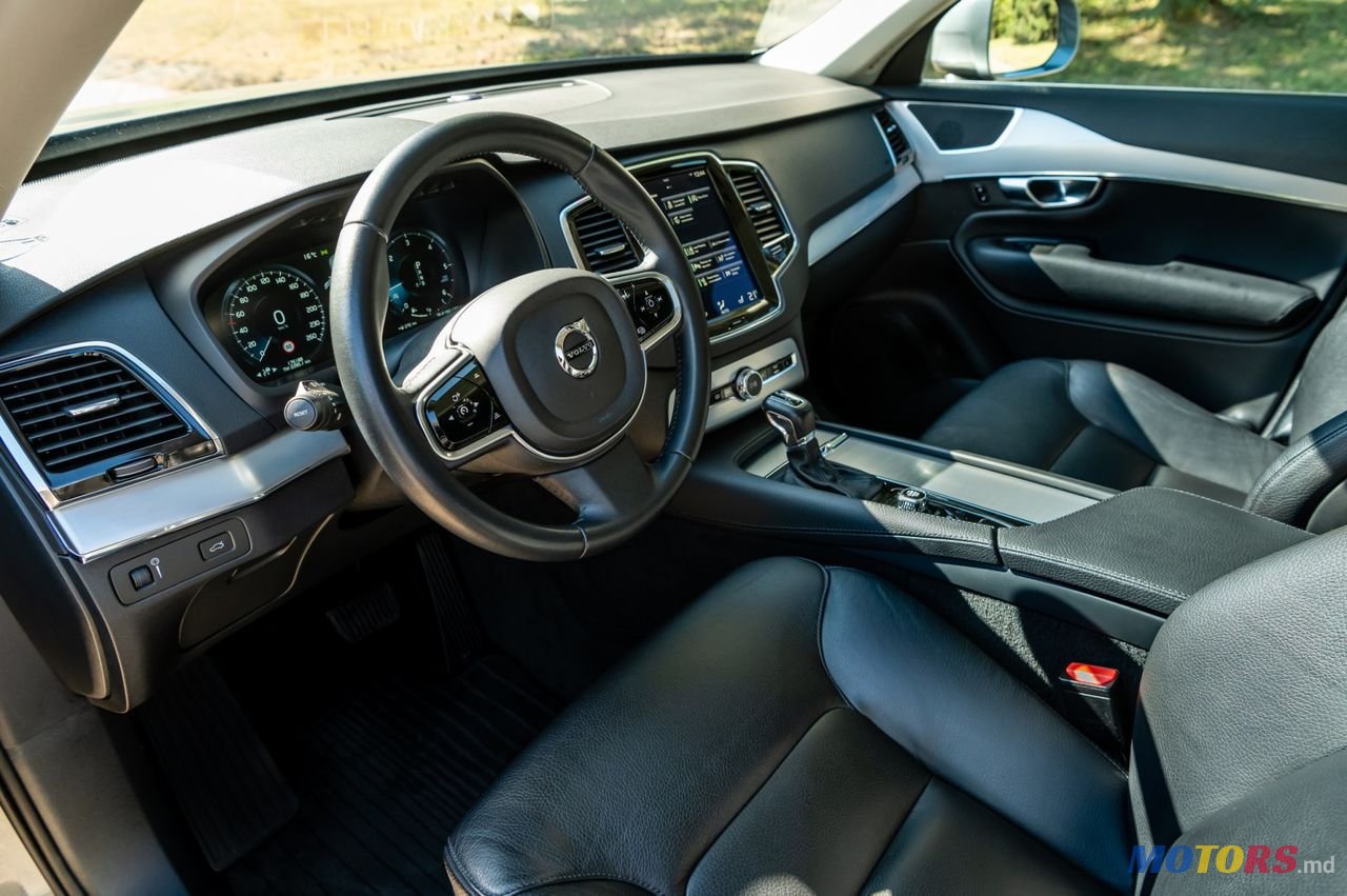 2017' Volvo XC90 photo #6