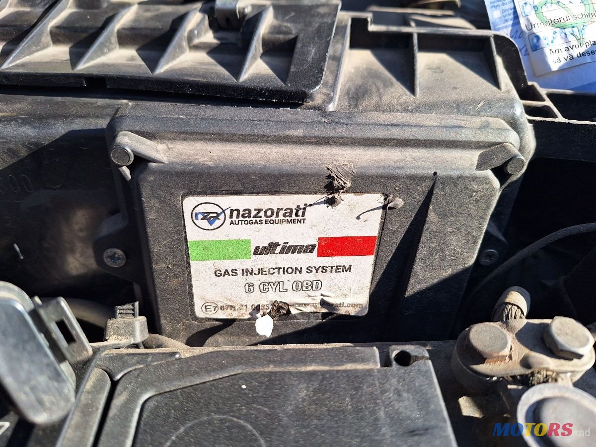 2002' Nissan Maxima photo #1