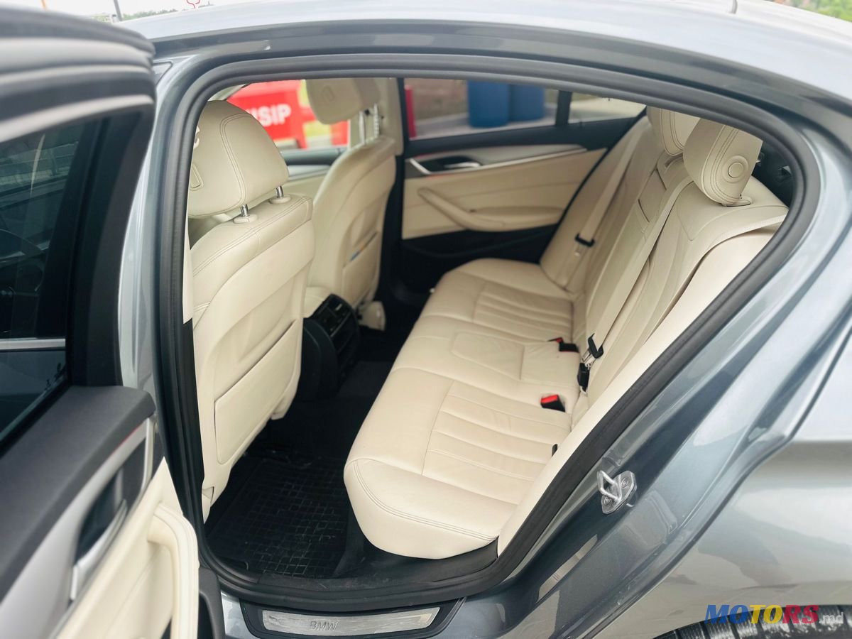 2017' BMW 5 Series photo #4