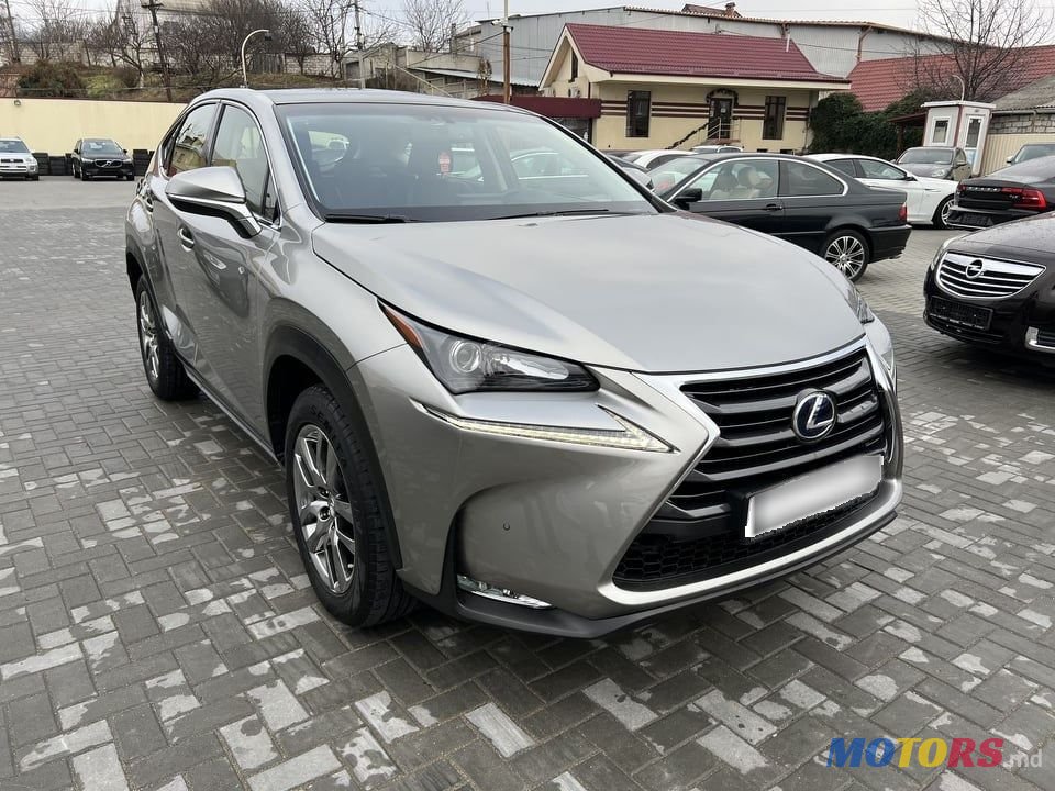 2017' Lexus Nx Series photo #2
