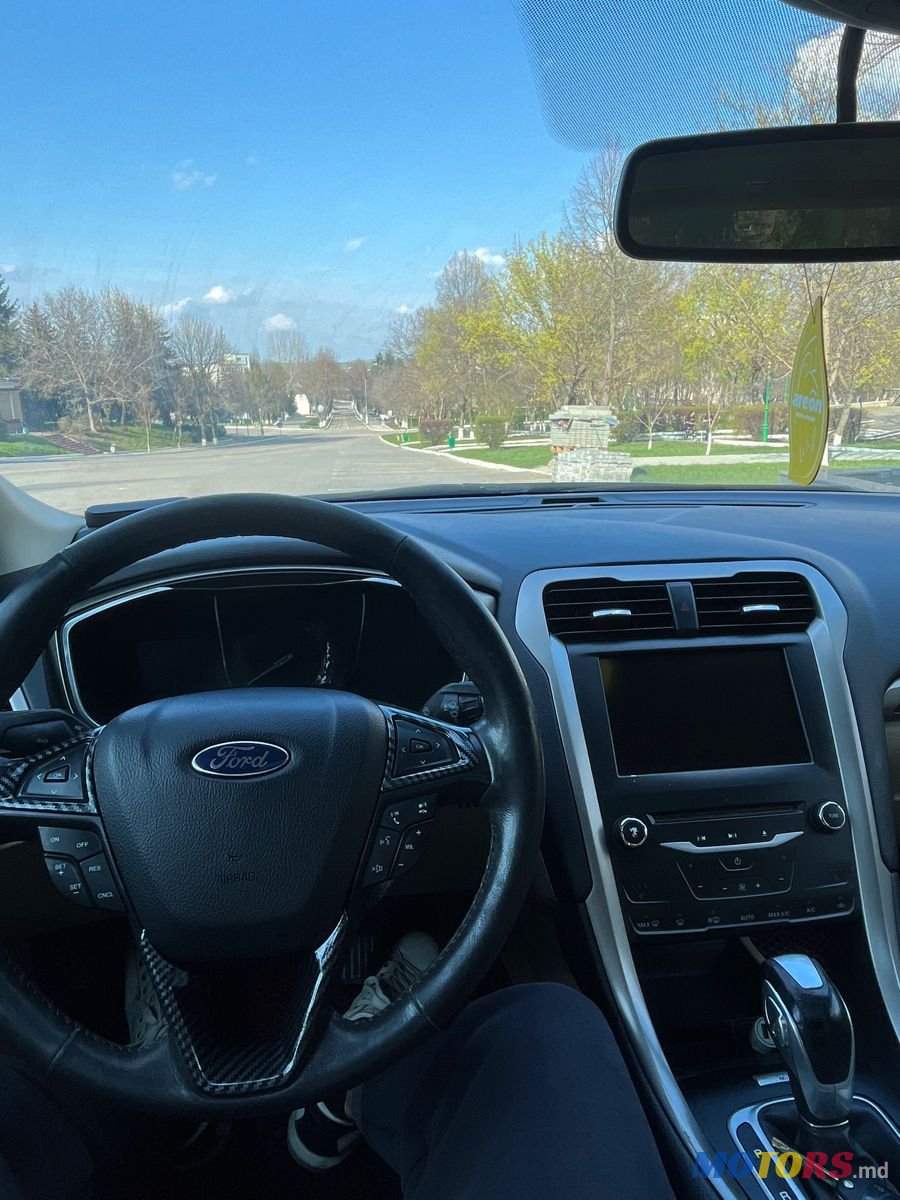 2014' Ford Fusion photo #6