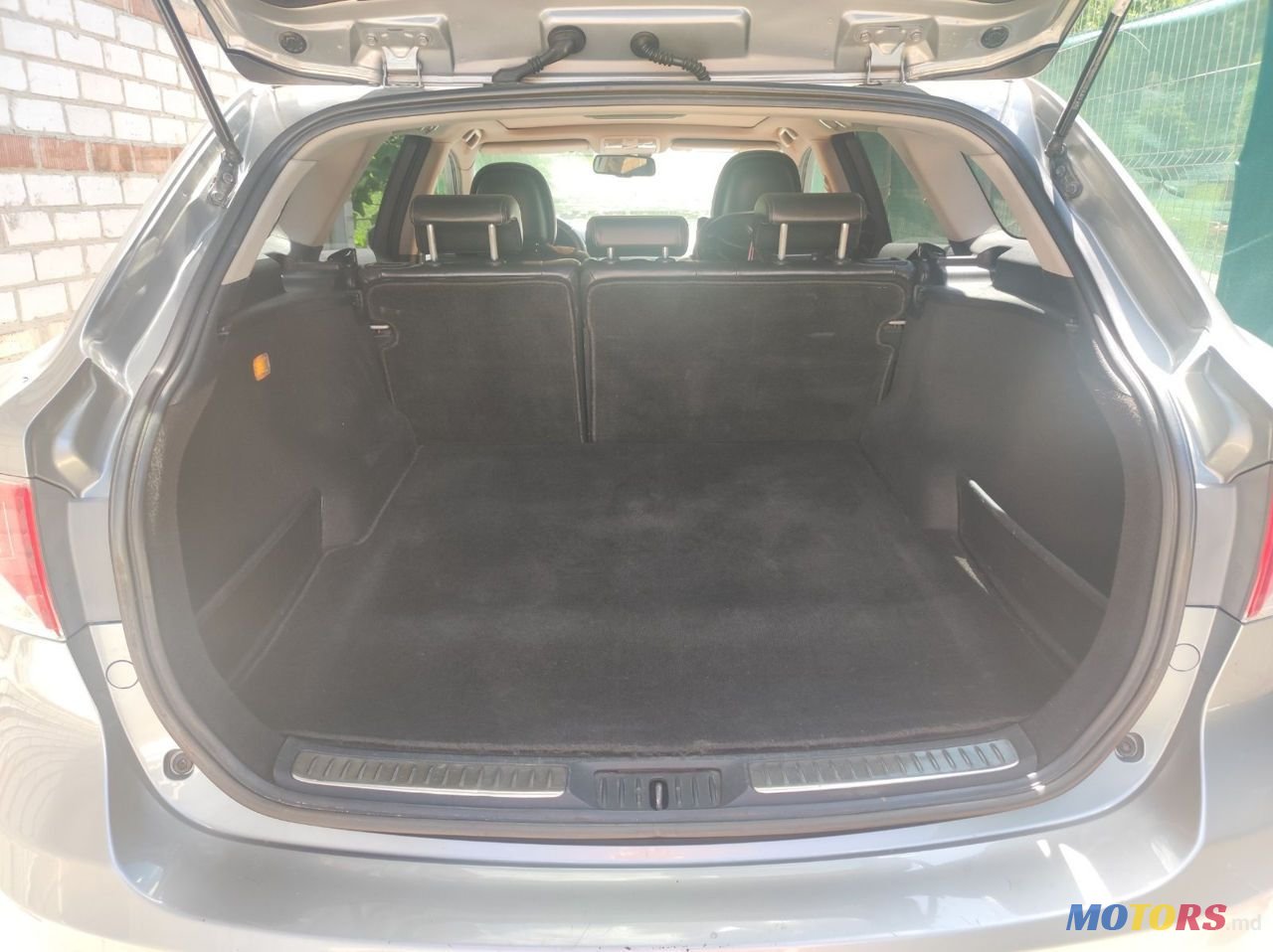 2009' Toyota Avensis photo #3