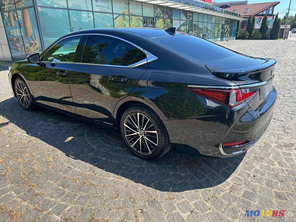 2022' Lexus Es Series photo #4