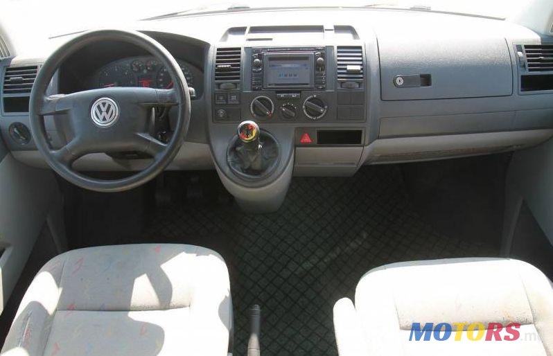 2007' Volkswagen Transporter photo #1