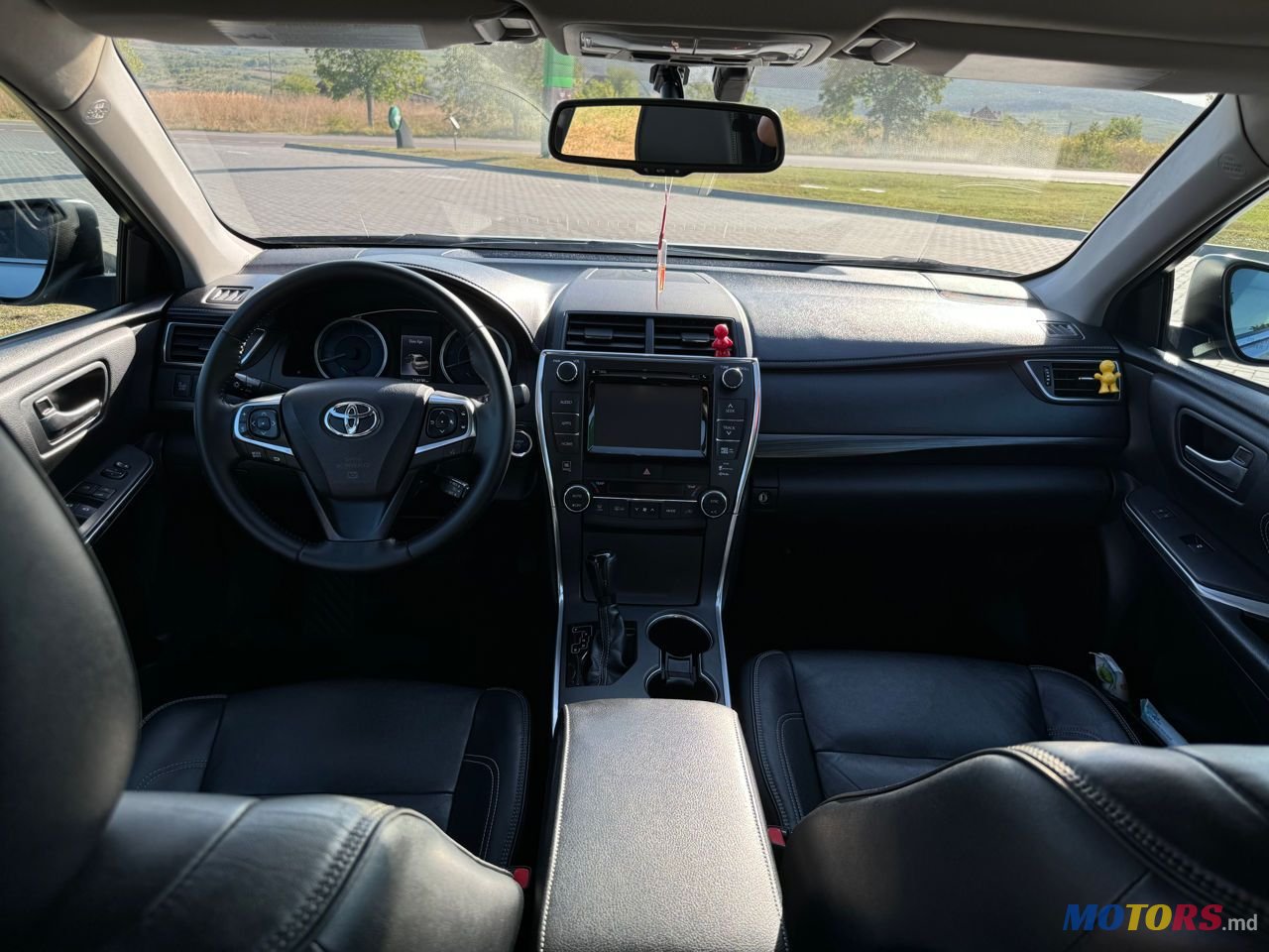 2015' Toyota Camry photo #6