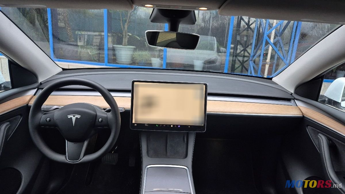 2023' Tesla Model Y photo #3