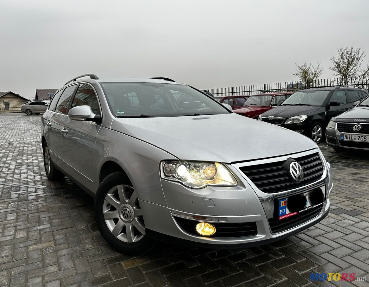 2009' Volkswagen Passat photo #1