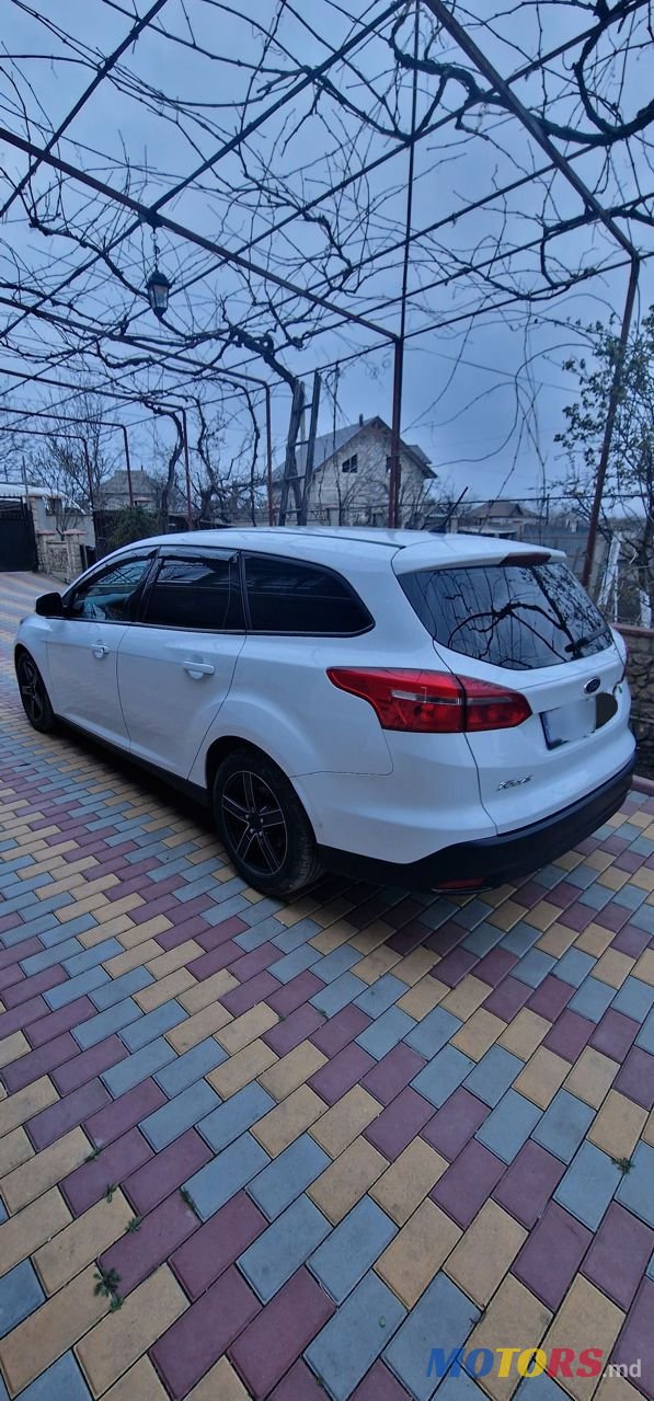 2015' Ford Focus photo #3