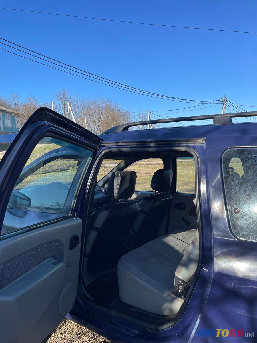 2007' Dacia Logan Mcv photo #6