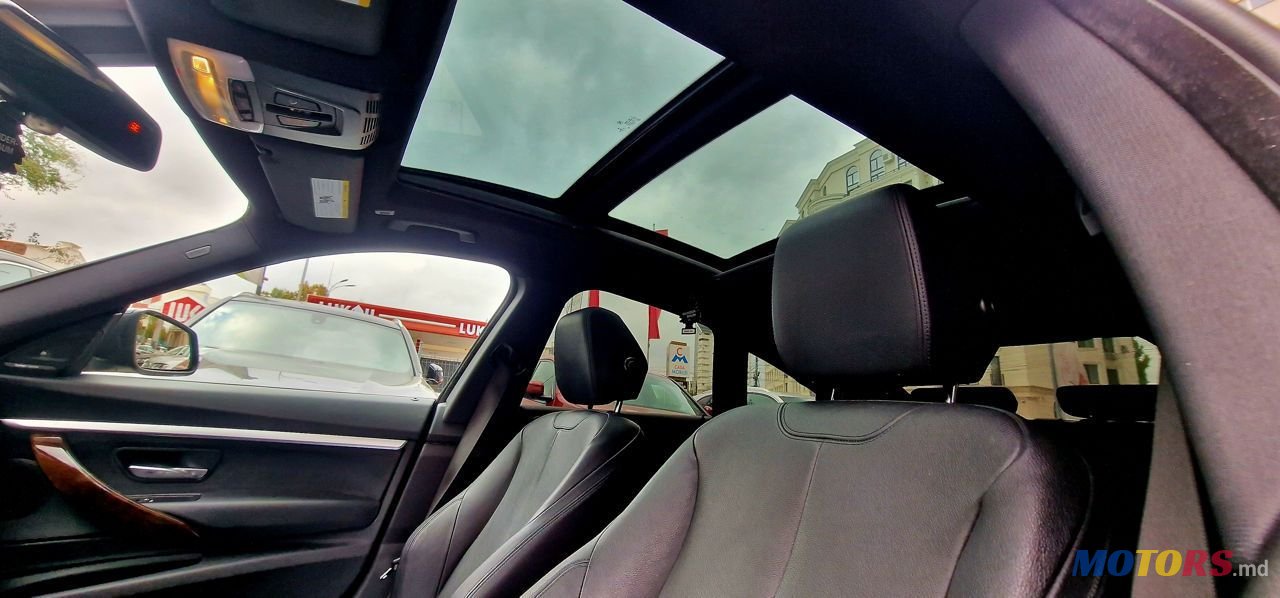 2015' BMW 3 Series Gran Turismo photo #4