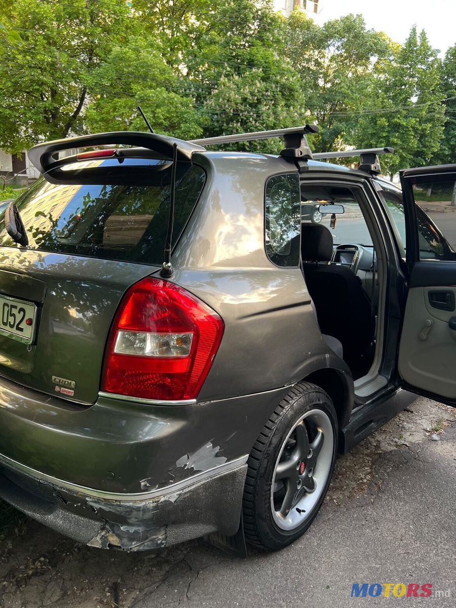 2005' Kia Cerato photo #4