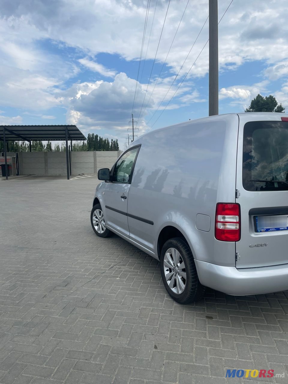 2015' Volkswagen Caddy photo #6