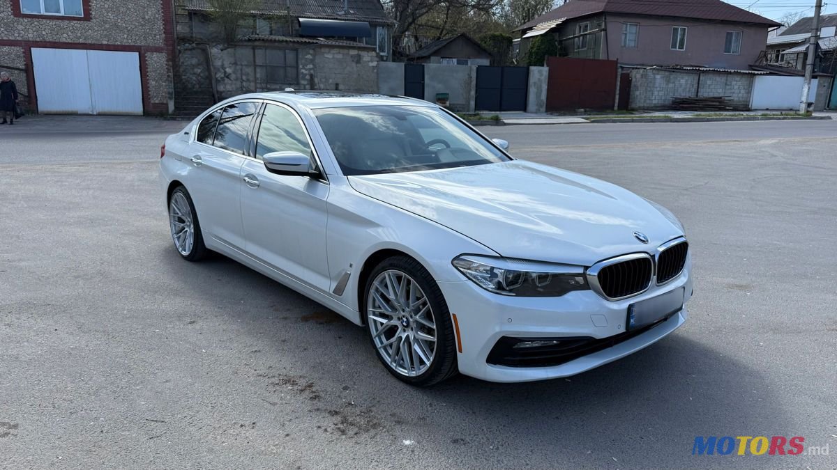 2017' BMW 5 Series photo #3