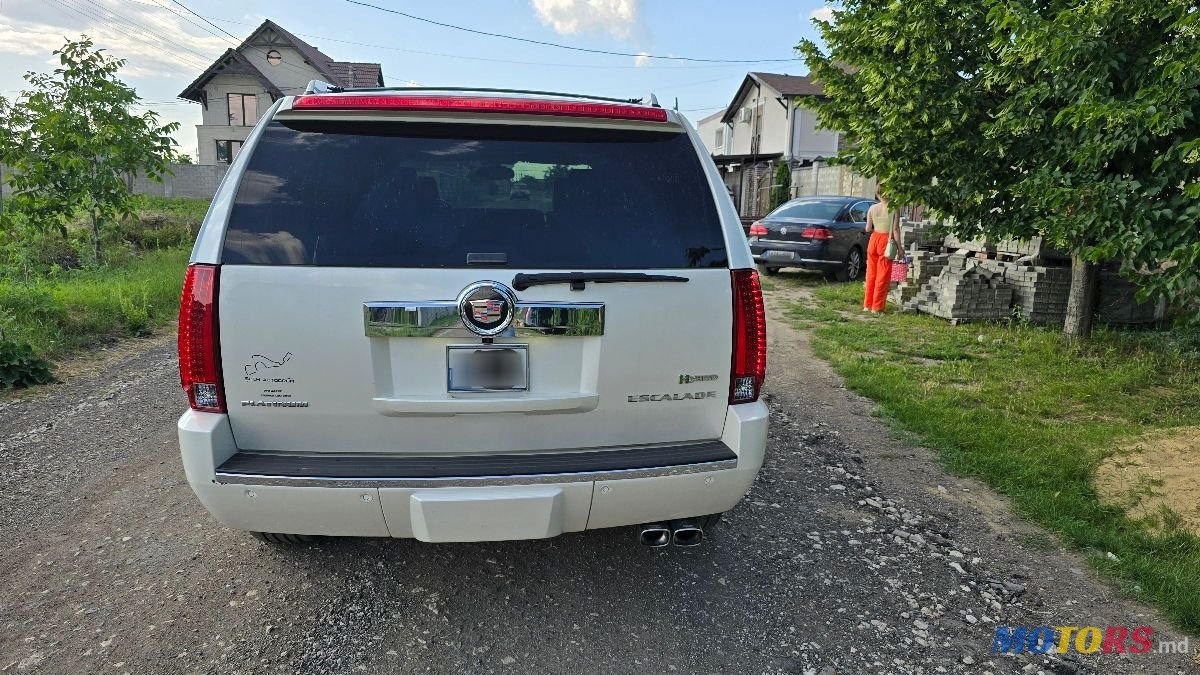 2010' Cadillac Escalade photo #5