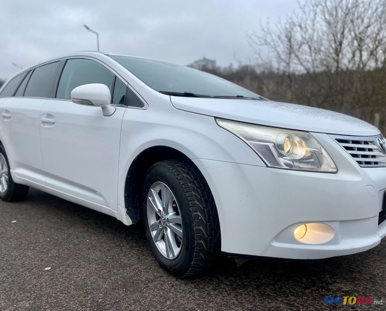 2010' Toyota Avensis photo #2