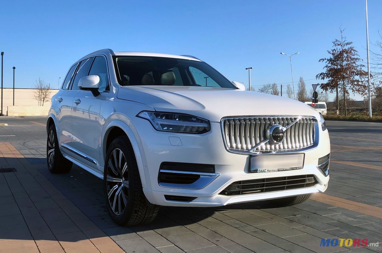 2020' Volvo XC90 photo #1