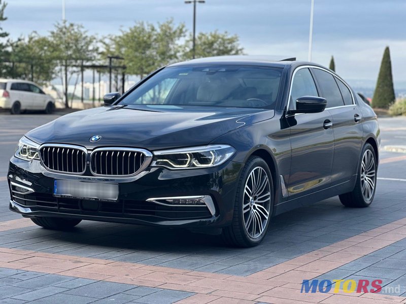 2017' BMW 5 Series photo #2