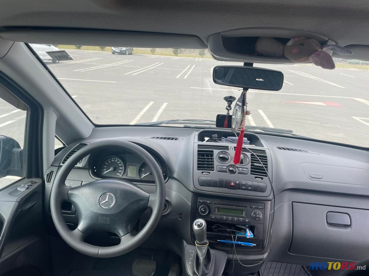 2012' Mercedes-Benz Vito photo #6