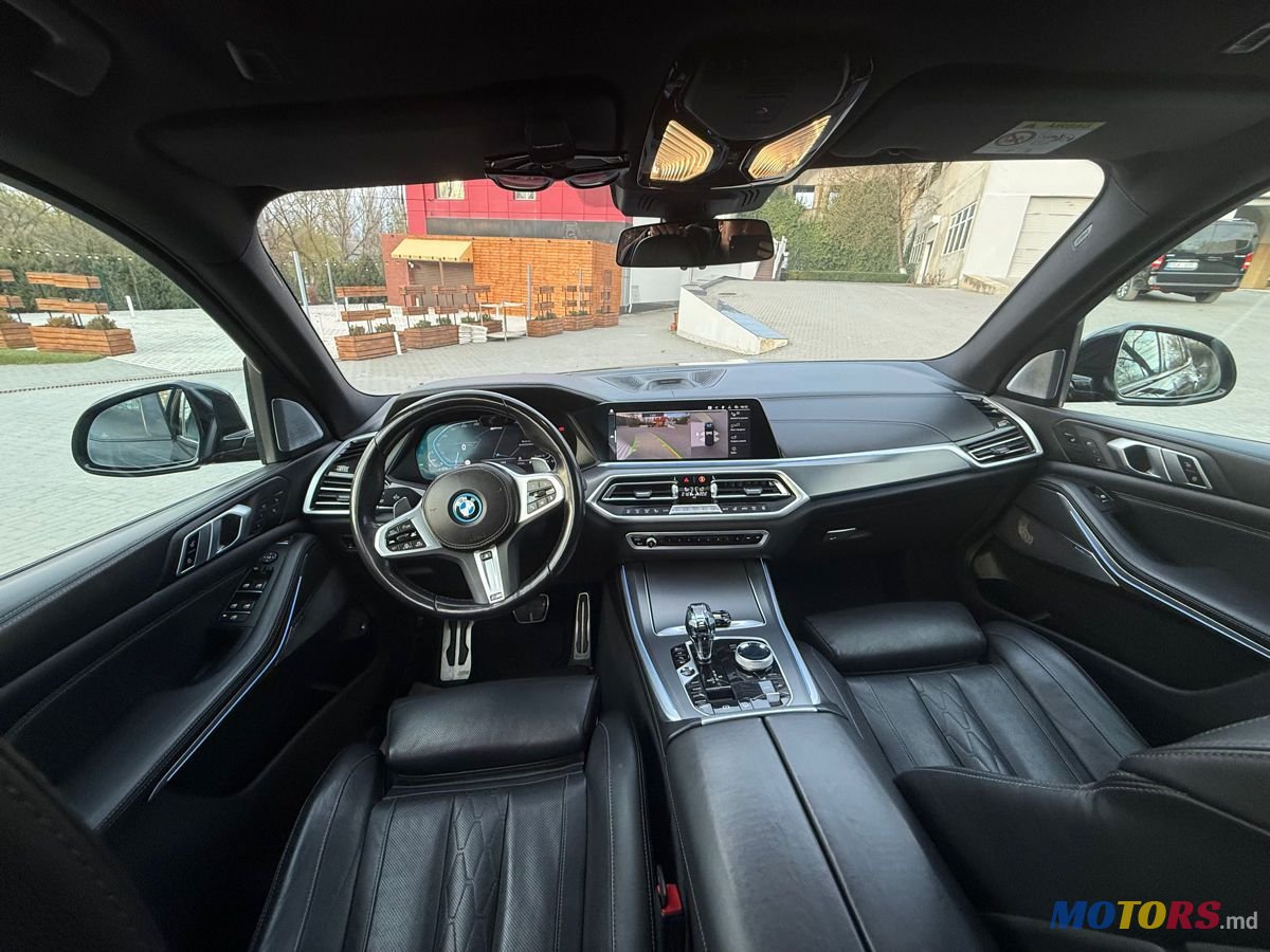 2022' BMW X5 photo #5