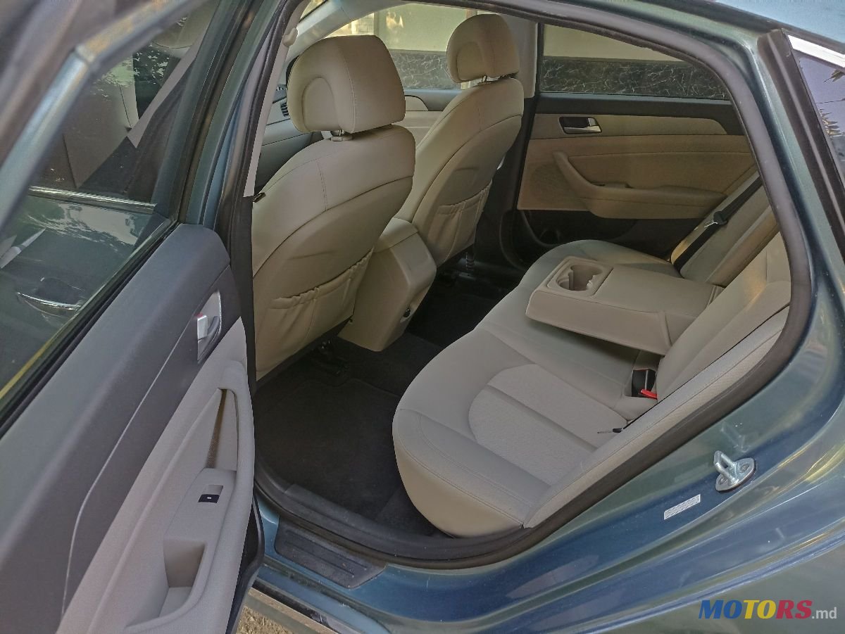 2016' Hyundai Sonata photo #5