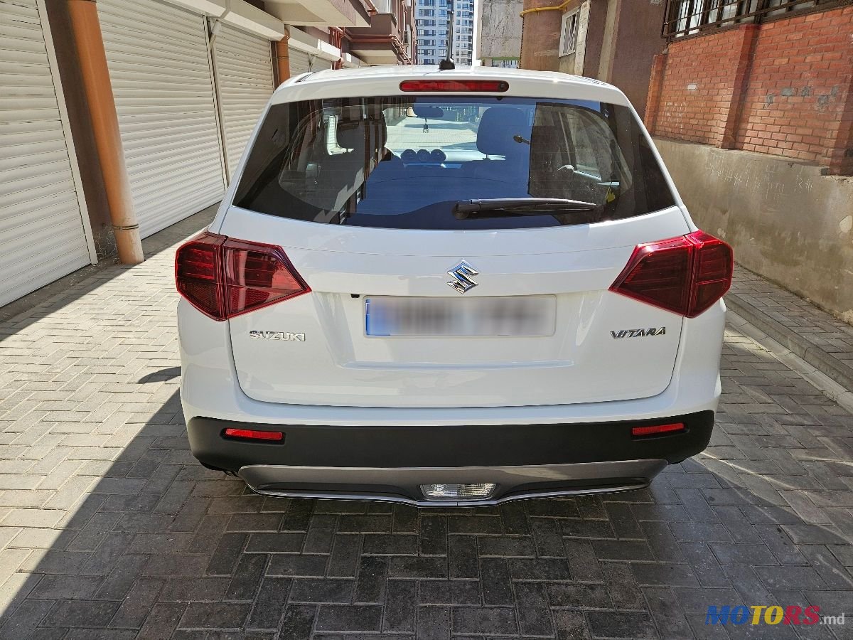 2022' Suzuki Vitara photo #3