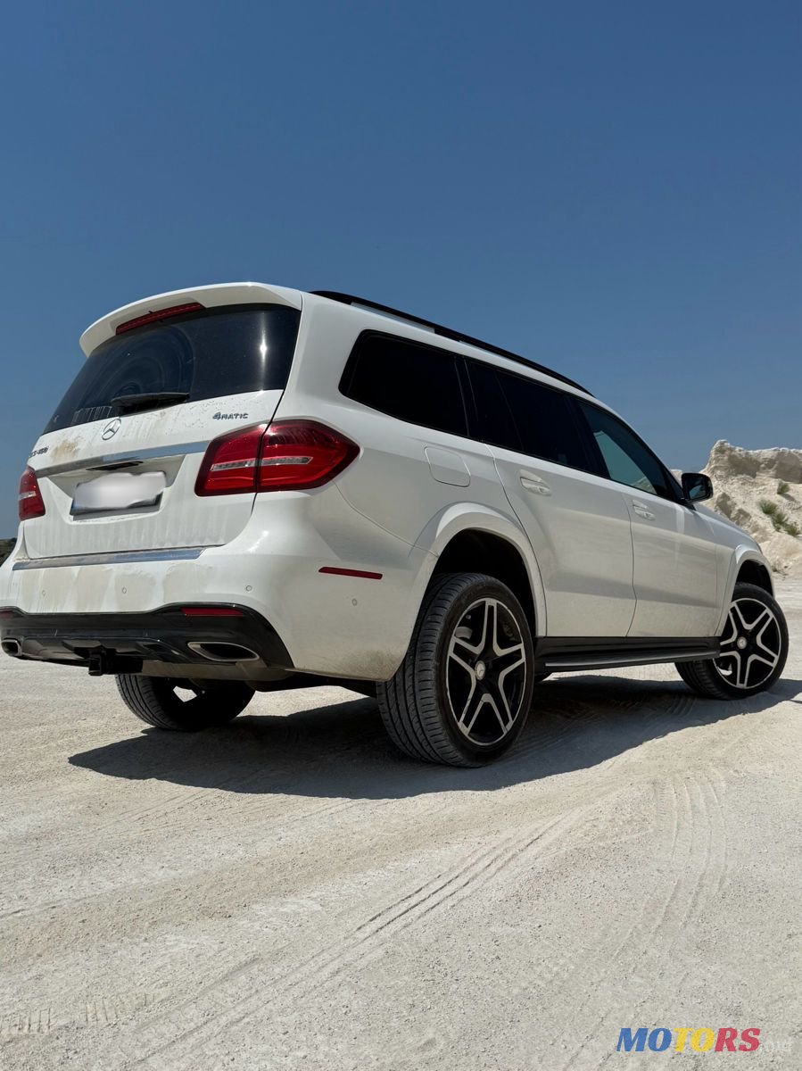 2017' Mercedes-Benz Gls-Class photo #2