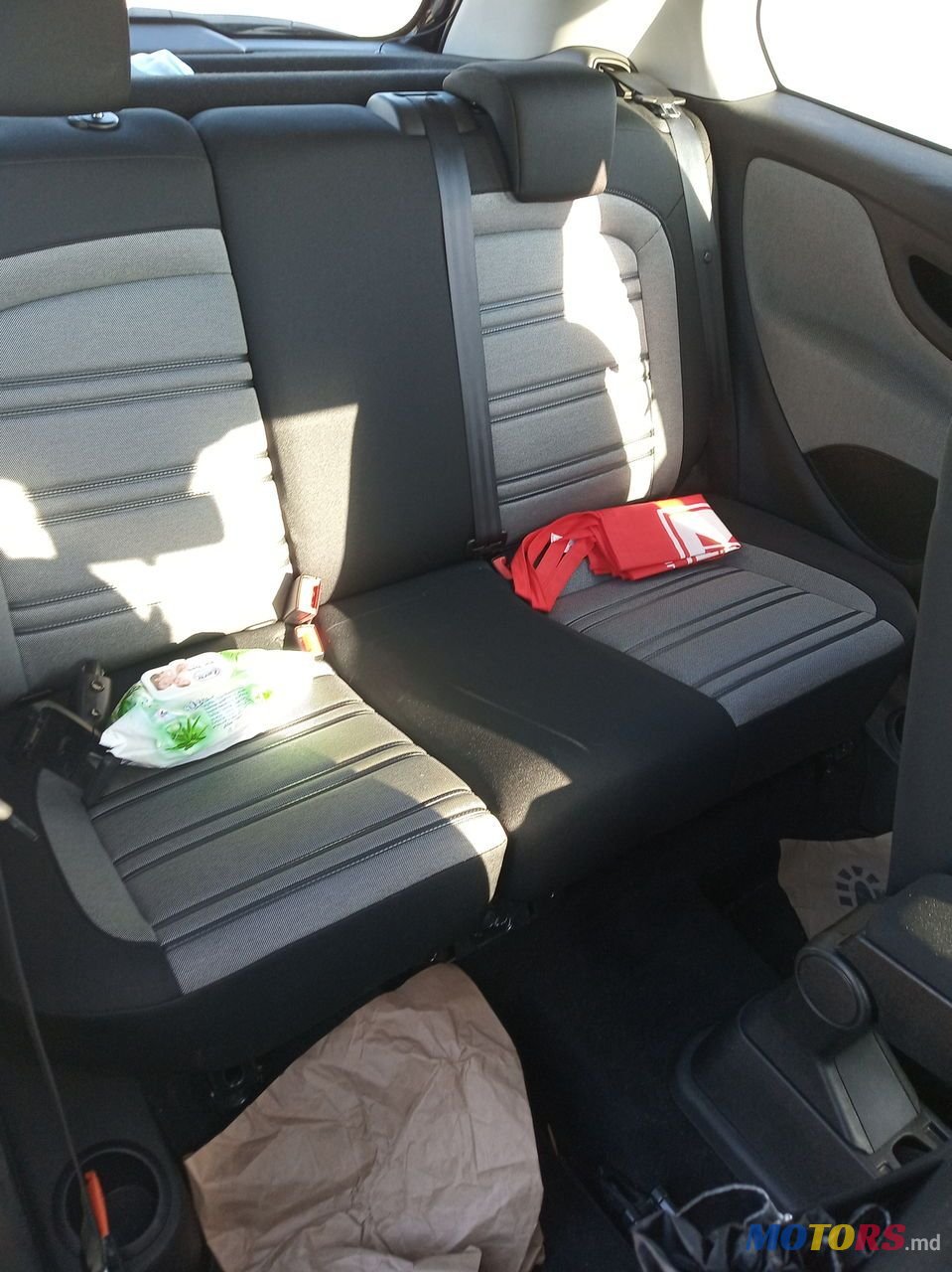 2011' Fiat Punto photo #5